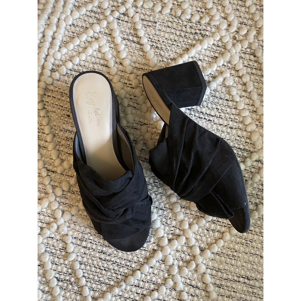 Seychelles size 8.5